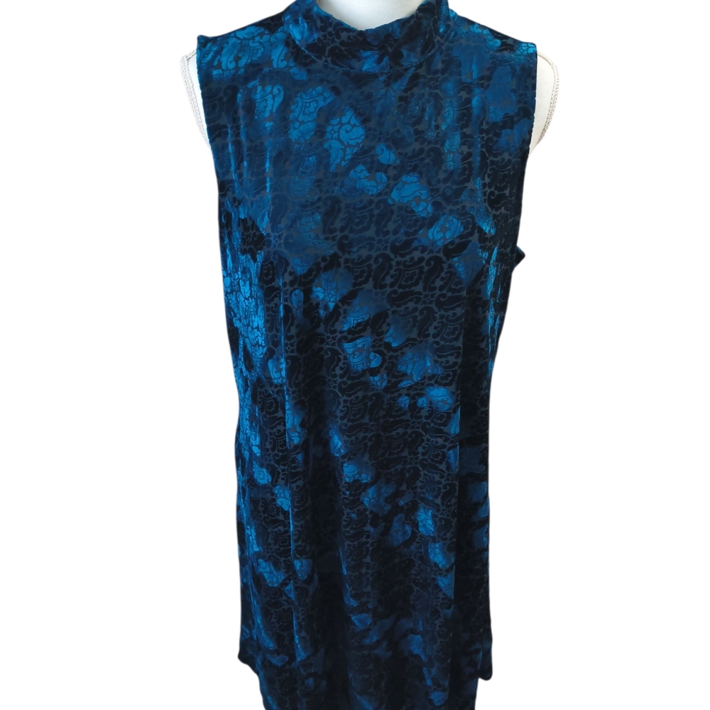 Chico's Black and Blue Sleeveless Top